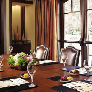 Hotel Conference Room Swivel Arm Chairs